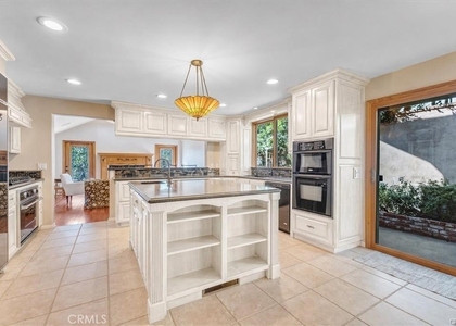 9824 Baden Avenue - Photo 1