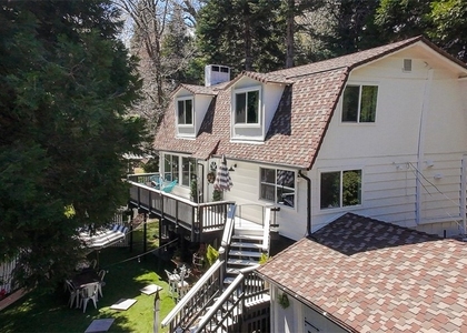 220 Oak Dr. - Photo 1