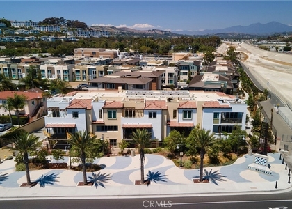 1523 Doheny - Photo 1