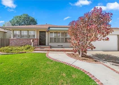 1231 E Mayfair Avenue - Photo 1