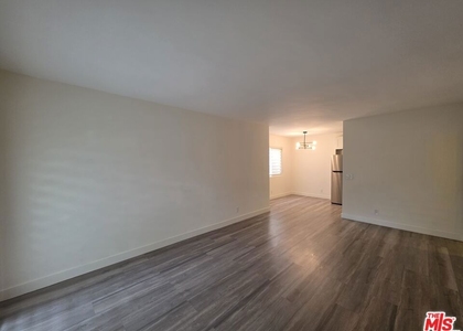3707 S Canfield Avenue - Photo 1