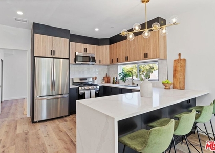 10825 Hartsook Street - Photo 1