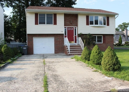 218 Nicholson Avenue - Photo 1