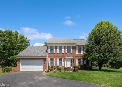 893 Broad Oaks Drive - Photo 1