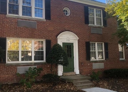 113 E Glebe Road - Photo 1