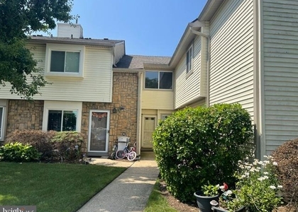 13 Chatham Court - Photo 1