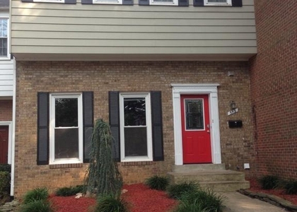 553 Monet Drive - Photo 1