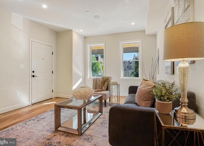 1311 Spring Road Nw - Photo 1