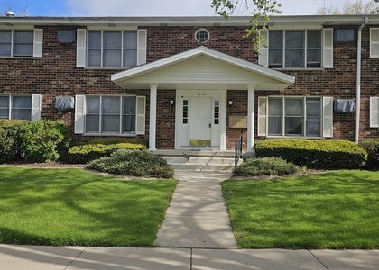 1440 Getzelman Drive - Photo 1