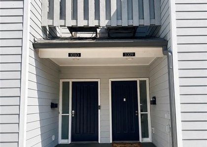 1009 Riverbend Club Drive Se - Photo 1