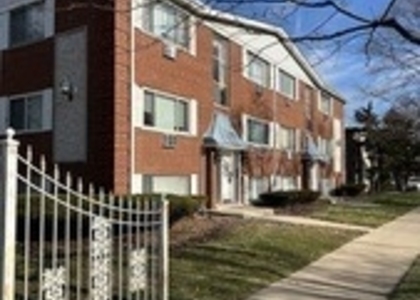 658 Washington Boulevard - Photo 1