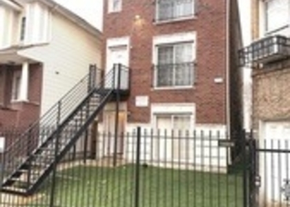 1632 S Saint Louis Avenue - Photo 1