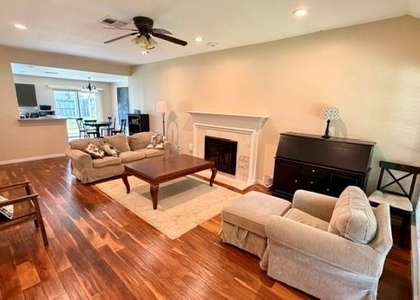 3214 Lakefield Way - Photo 1