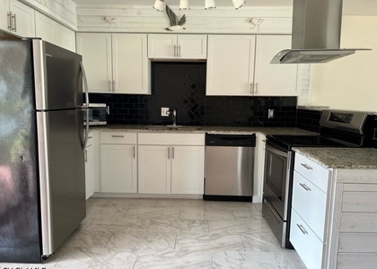 656 Palm View Drive - Photo 1
