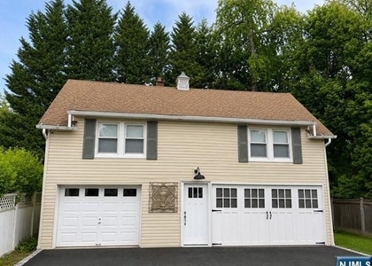 51 Sheridan - Photo 1
