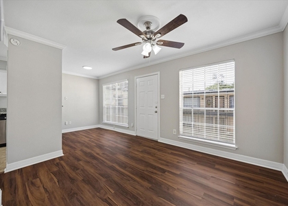 201 Emerson Street - Photo 1