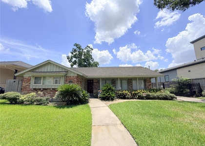 5019 Yarwell Drive - Photo 1