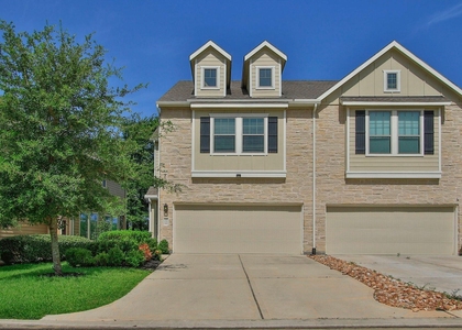 239 Biltmore Loop - Photo 1