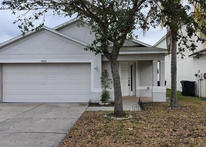 7955 Carriage Pointe Drive - Photo 1