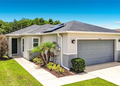 3040 Lakes Crest Avenue - Photo 1