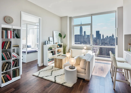 507 West 28th Street - Photo 1