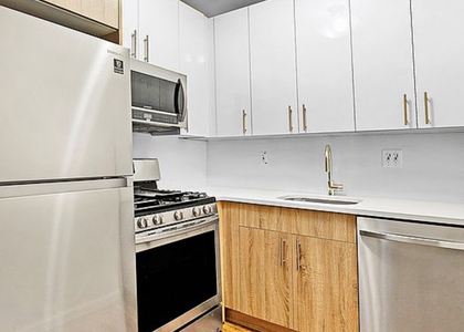 226 East 25th Street - Photo 1