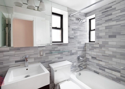 Mott Street - Photo 1