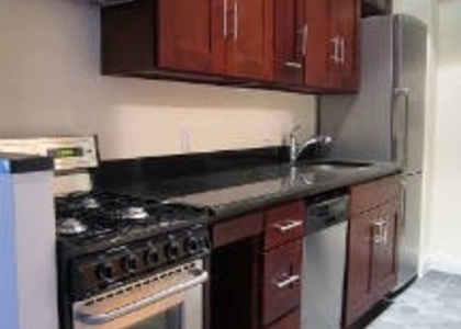East 100th Street - Photo 1