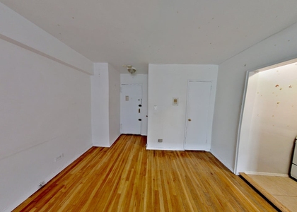 East 58th Street - Photo 1