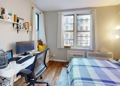 East 58th Street - Photo 1