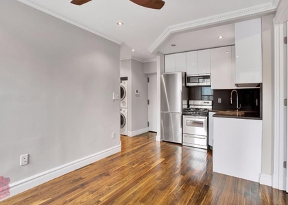 Lexington Avenue - Photo 1