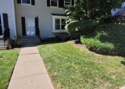 25 Wexford Dr - Photo 1