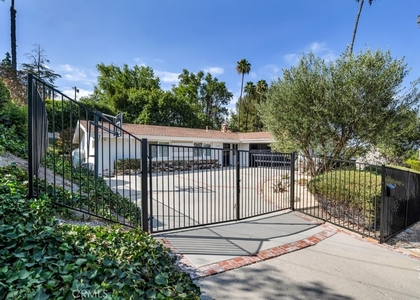 20509 Rhoda - Photo 1