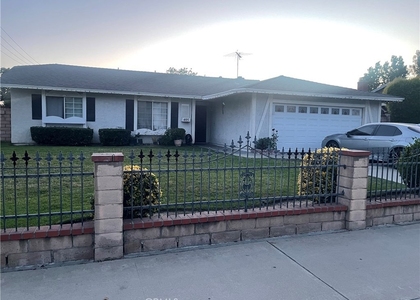 405 N Imperial - Photo 1