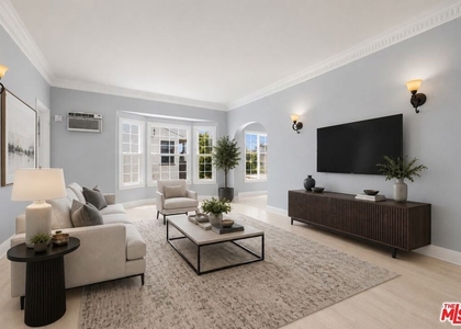 437 N Genesee Avenue - Photo 1