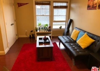 2108 Oak Street - Photo 1