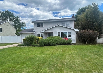 342 Versa Place - Photo 1