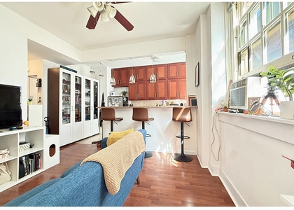 516 E 78th Street - Photo 1