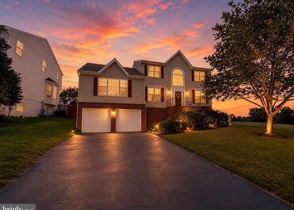 19 Masters Drive - Photo 1