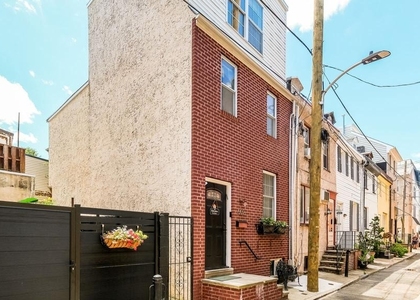 602 Clymer Street - Photo 1