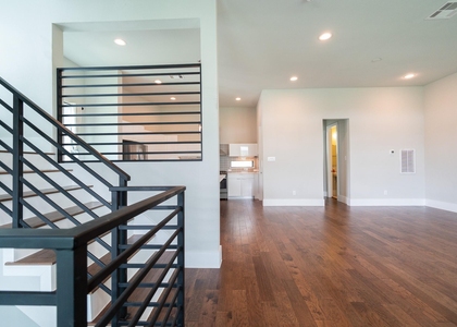 1613 Wheeler Street - Photo 1