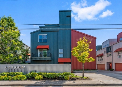 3012 Commerce Street - Photo 1