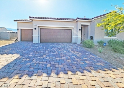 4901 Fairwood Court - Photo 1