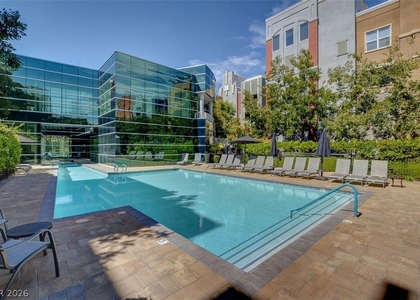 62 Serene Avenue - Photo 1