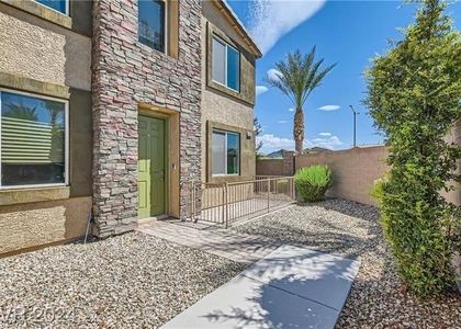 4393 Fire Glow Avenue - Photo 1