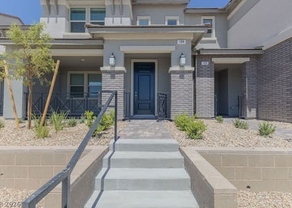 104 Hornbeck Lane - Photo 1