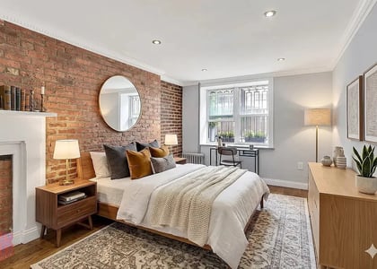 53 Leroy Street - Photo 1