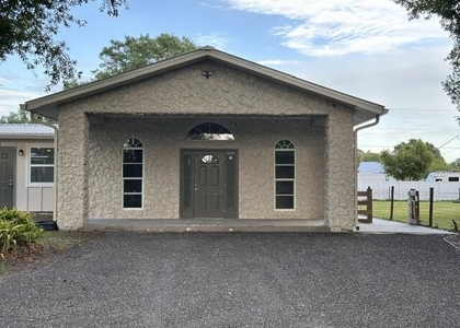 651 Ne 60th Avenue - Photo 1