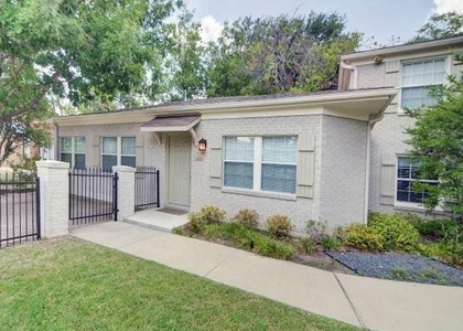 2800 Parmer Avenue - Photo 1
