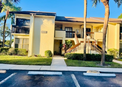 2249 Sw 15th Street - Photo 1